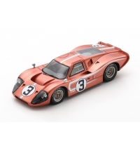 Ford GT40 Mk IV M.Andretti; L.Bianchi #3 24h Le Mans 1967 