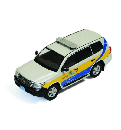 Toyota Landcruiser 200 Quatar traffic Police (2010)